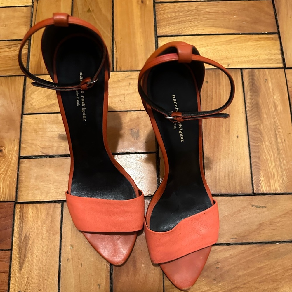 Narcisco Rodriguez Burnt Orange Sandals Size 8.5